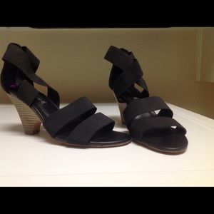 New Black Wedge Size 8 1/2 Madden by Steve Madden
